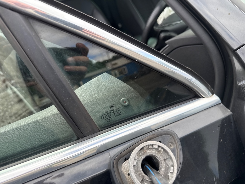 [MTD-529122] Cristal de puerta lateral delantero derecho VW Passat B8 3G5
