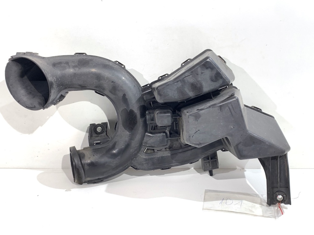 [STARK-786008] Filtro de aire Nissan Juke (F15) 1.5 dCi 81 kW 2010-2022