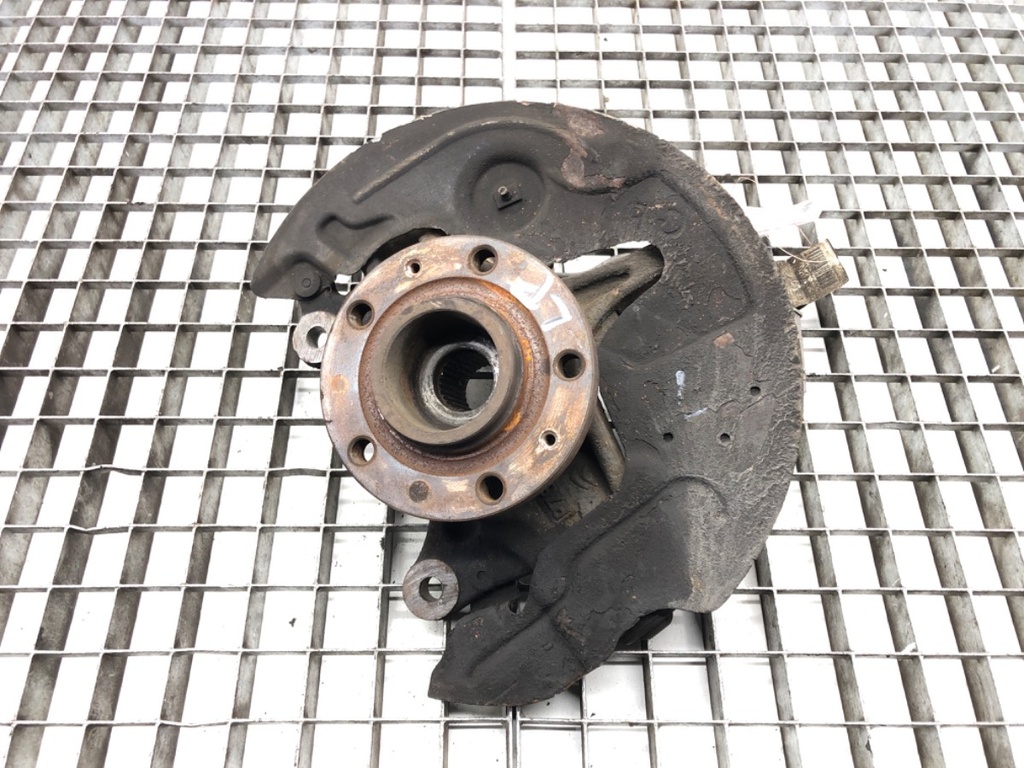 [STARK-801001] Maza delantera izquierda PEUGEOT PARTNER (K9) 1.5 BlueHDi 100