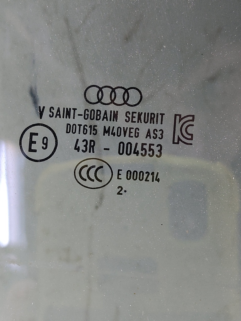 [MTD-529104] Cristal de puerta trasero derecho Audi Q5 FYT
