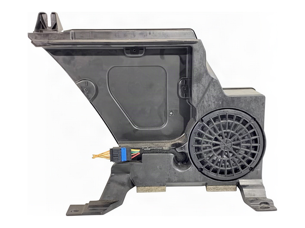 [STARK-983238] Subwoofer Peugeot 508 SW I