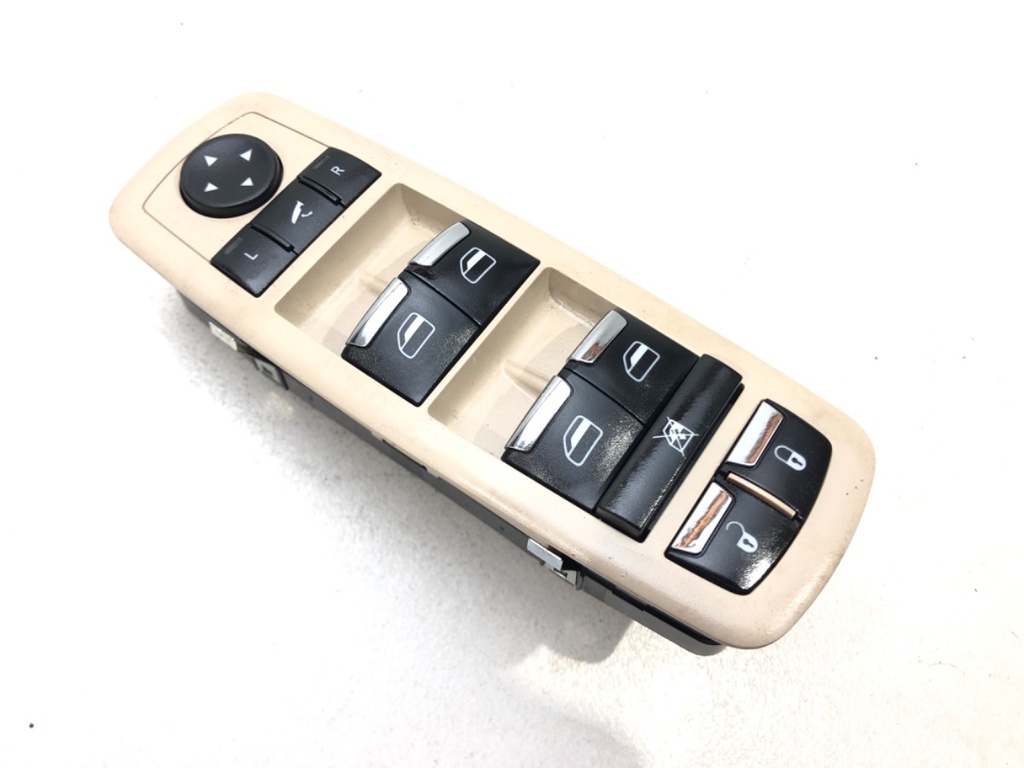 [STARK-459177] Interruptor de elevalunas Maserati Quattroporte VI 2012-2022
