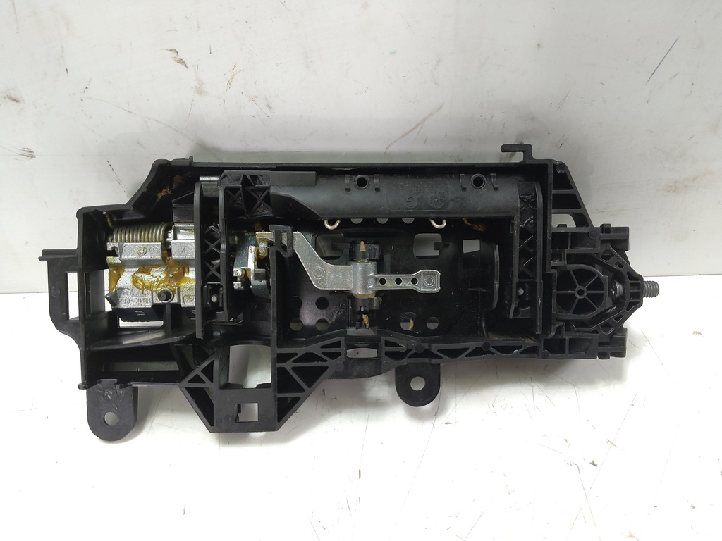 [MTD-529106] Tirador exterior puerta trasera derecha Audi Q5 FYT