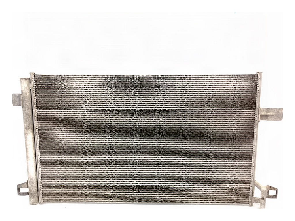 [STARK-978822] Condensador de aire acondicionado VW Transporter / Caravelle VI