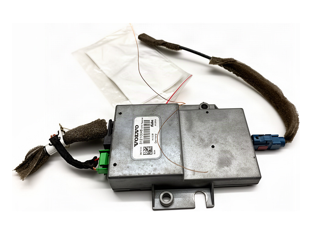 [STARK-973588] Módulo de control Volvo V50 (545)