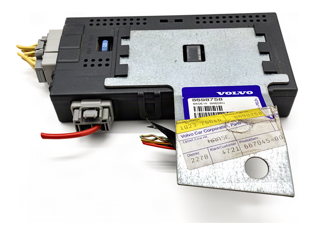 [STARK-975777] Módulo de enganche de remolque Volvo V50 (545)