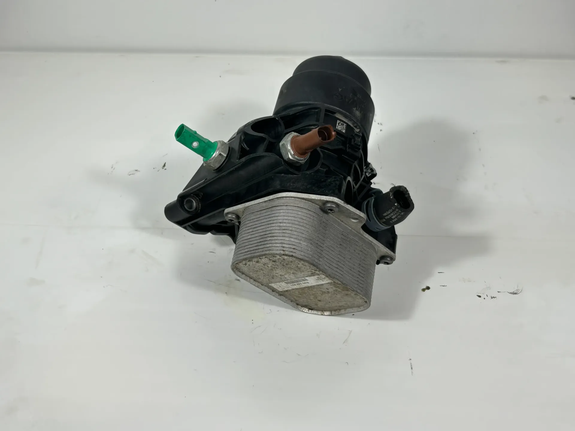 Carcasa filtro aceite VW Golf 1,6 TDI CLHA 03N115389A