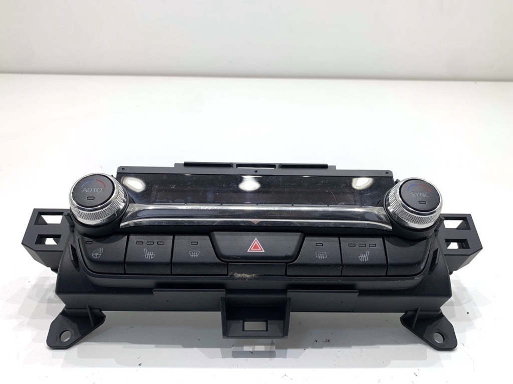 [STARK-892808] Panel de control de climatización MAZDA 3 liftback (BP) 2018-2022
