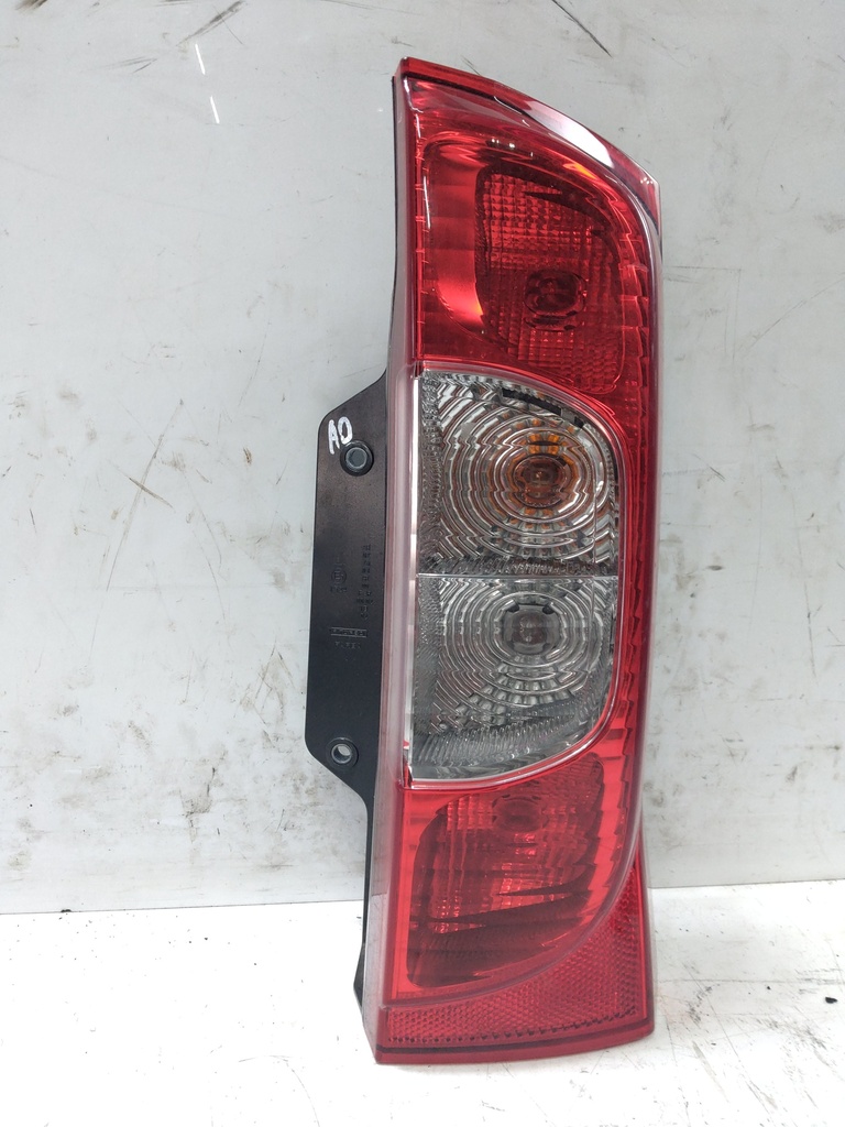 [MTD-550668] Piloto trasero derecho Fiat Fiorino