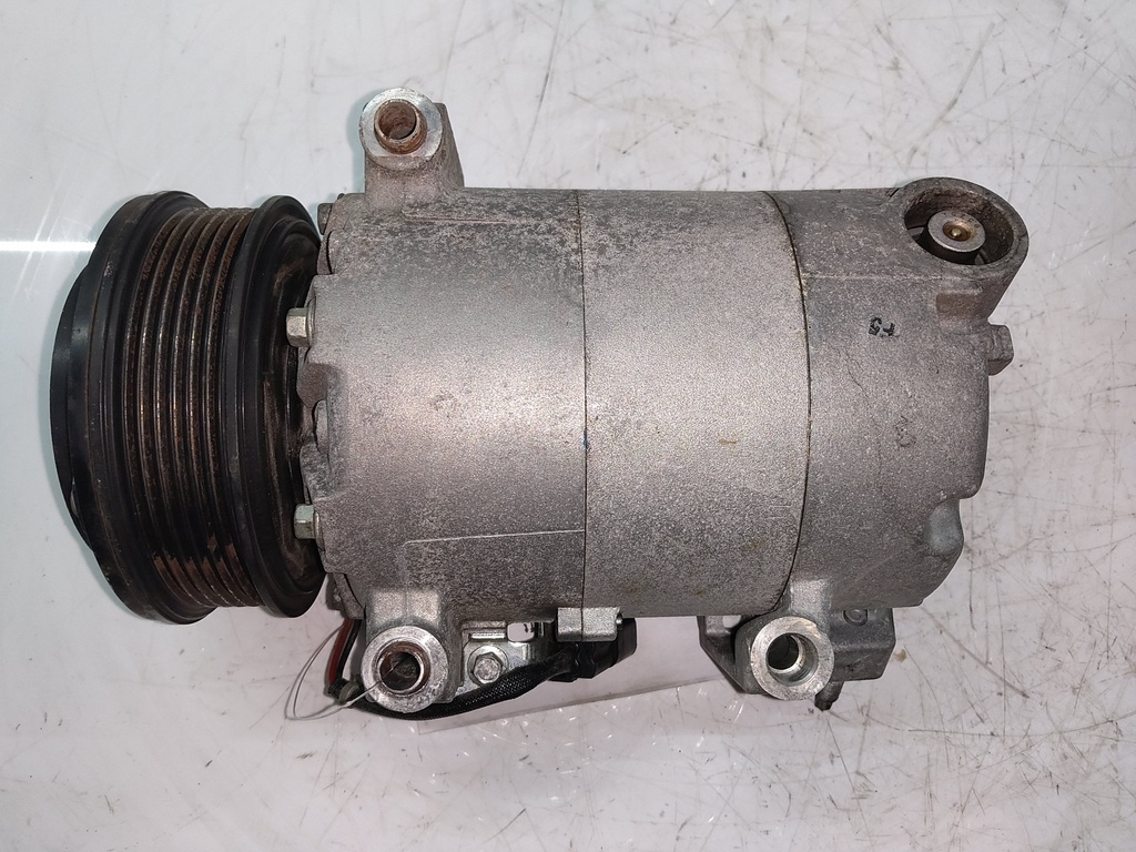 [MTD-550718] Compresor de aire acondicionado Ford Kuga