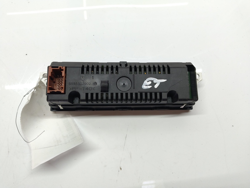 [MTD-550647] Pantalla multifunción para Citroën DS3