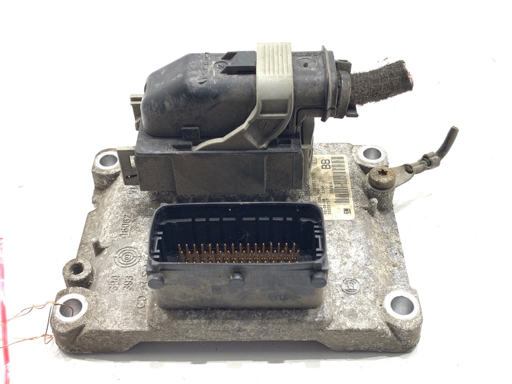 [STARK-901347] Unidad de control del motor OPEL ASTRA H (A04) 1.4 (L48) 66 kW 2004-2014