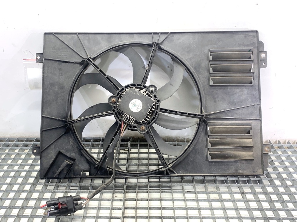 [STARK-903958] Ventilador del radiador VW Golf VI Variant (AJ5) 1.6 TDI 77 kW 2009-2013