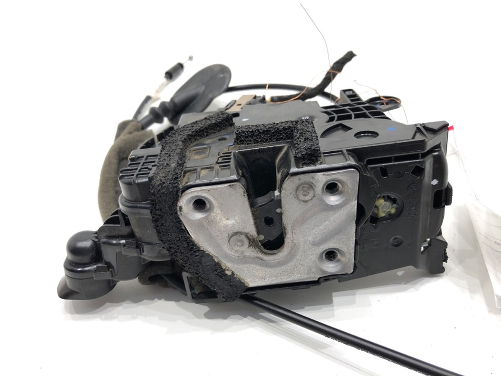[STARK-908165] Cerradura de puerta delantera izquierda Renault Captur I (J5_, H5_) 1.5 dCi 110 81 kW 2015-2022