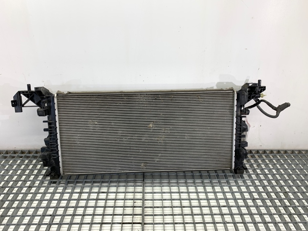 [STARK-908481] Radiador de agua OPEL ASTRA K (B16) 1.2 Turbo 96 kW 2019-2022