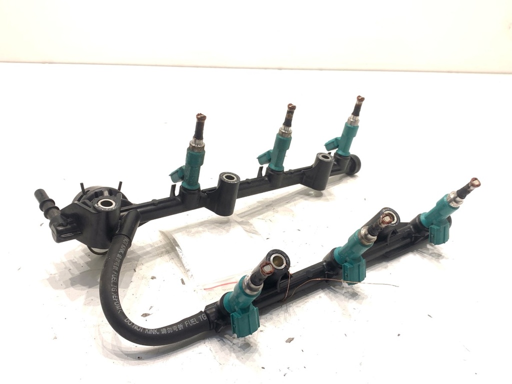 [STARK-908863] Riel de combustible LEXUS RX (_L1_) 2008-2015 450h (GYL10_) 183 kW