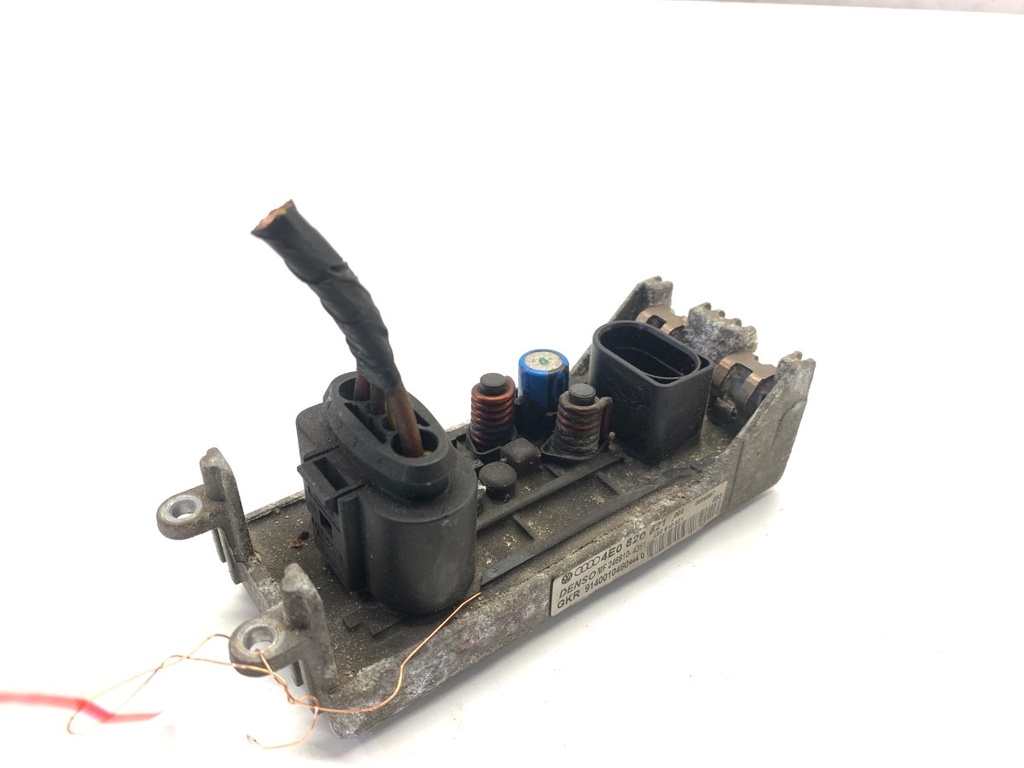 [STARK-909081] Soporte de ventilador Audi A8 D3 (4E2, 4E8) 2002-2010
