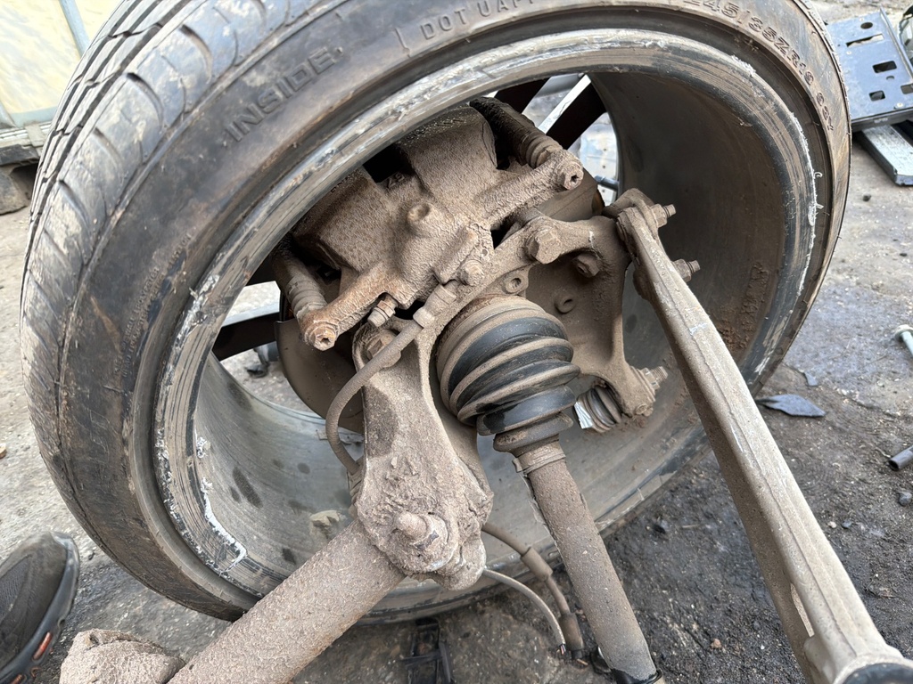 [MTD-529076] Buje de rueda delantero derecho Audi TT FV3