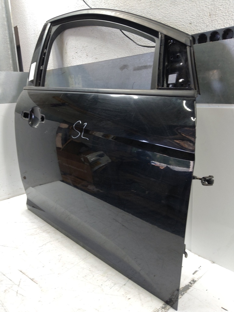 [MTD-529078] Puerta delantera derecha Ford Focus III
