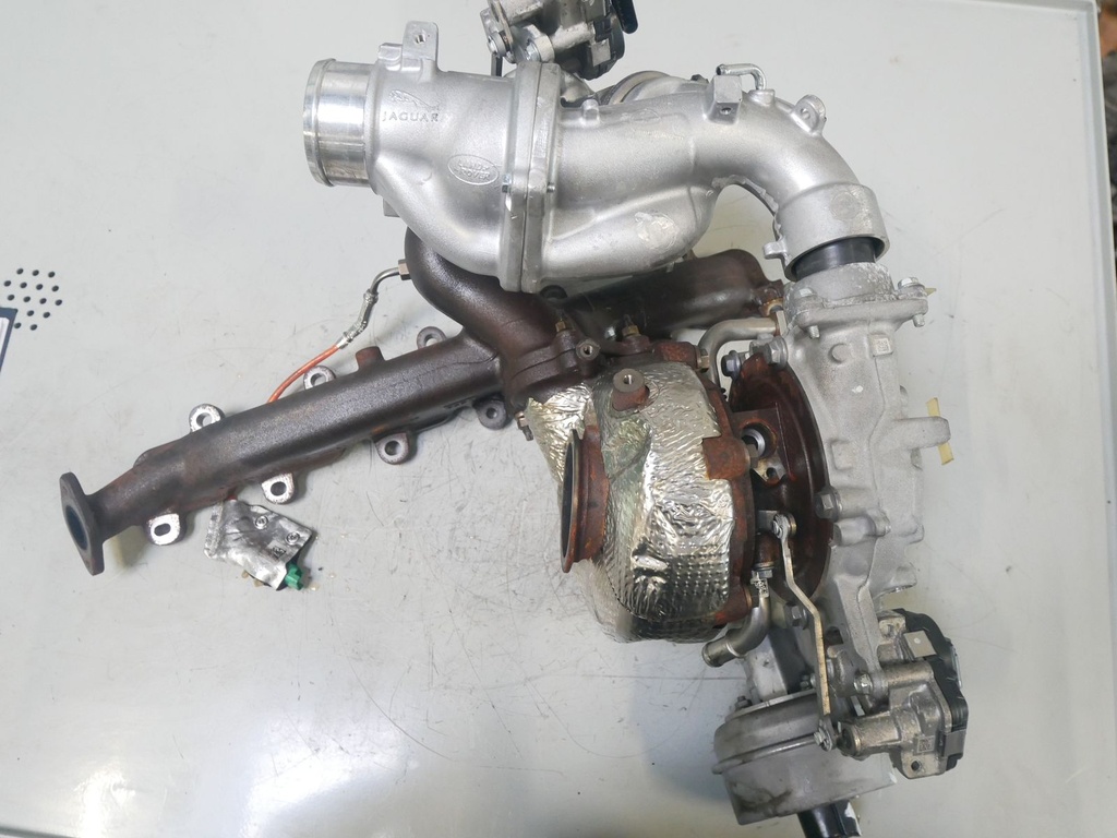 [MTD-427354] Turbocompresor Land Rover Defender L663 3.0 D300 D250 D200 MHEV 4x4 DT306 AJ20D6