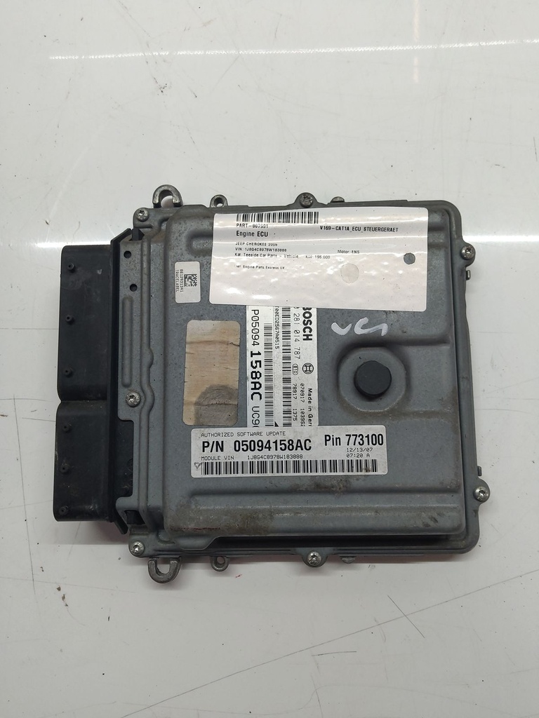 [MTD-507854] Unidad de control del motor Jeep Cherokee KK 2.8 CRD 4x4 ENS 05094158AC