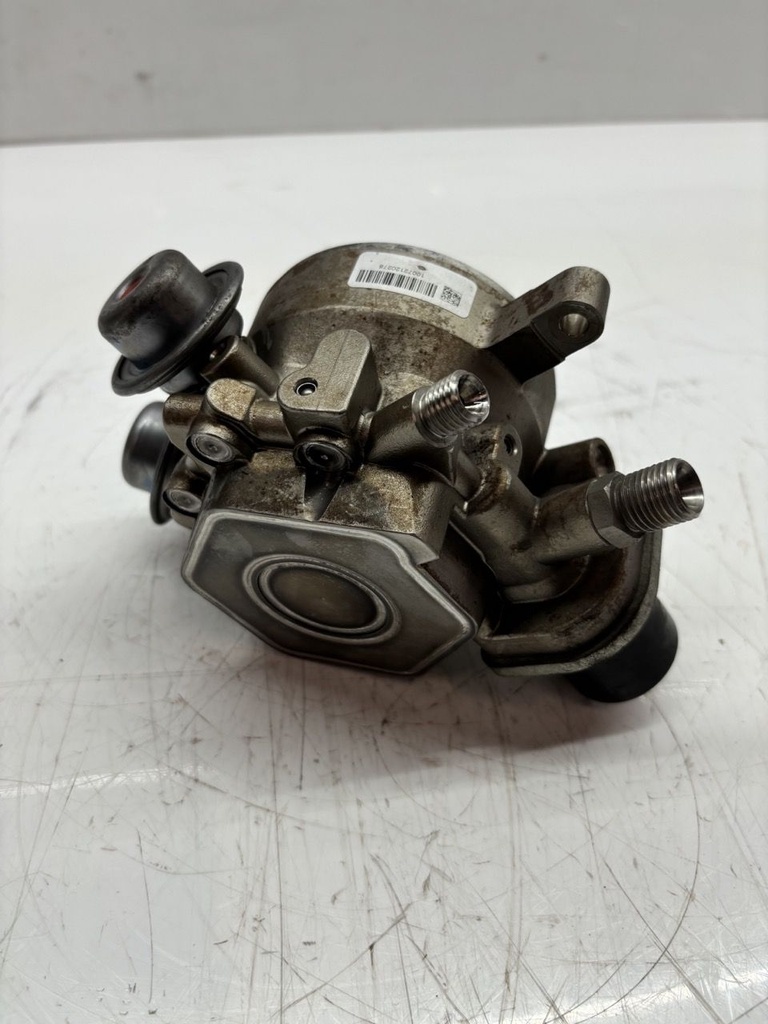 [MTD-445602] Bomba de alta presión Porsche Panamera Turbo 4.8 V8 gasolina M48.70 94811031570