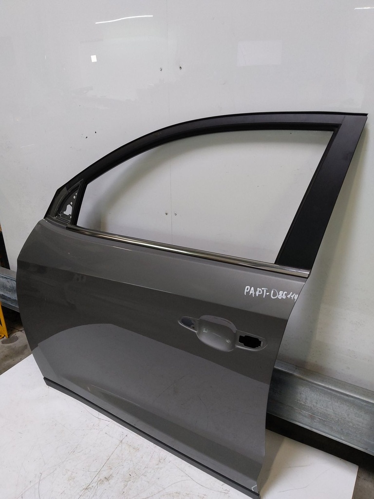 [MTD-519639] Puerta delantera izquierda gris Hyundai Tucson 1.6 CRDI Hybrid D4FE