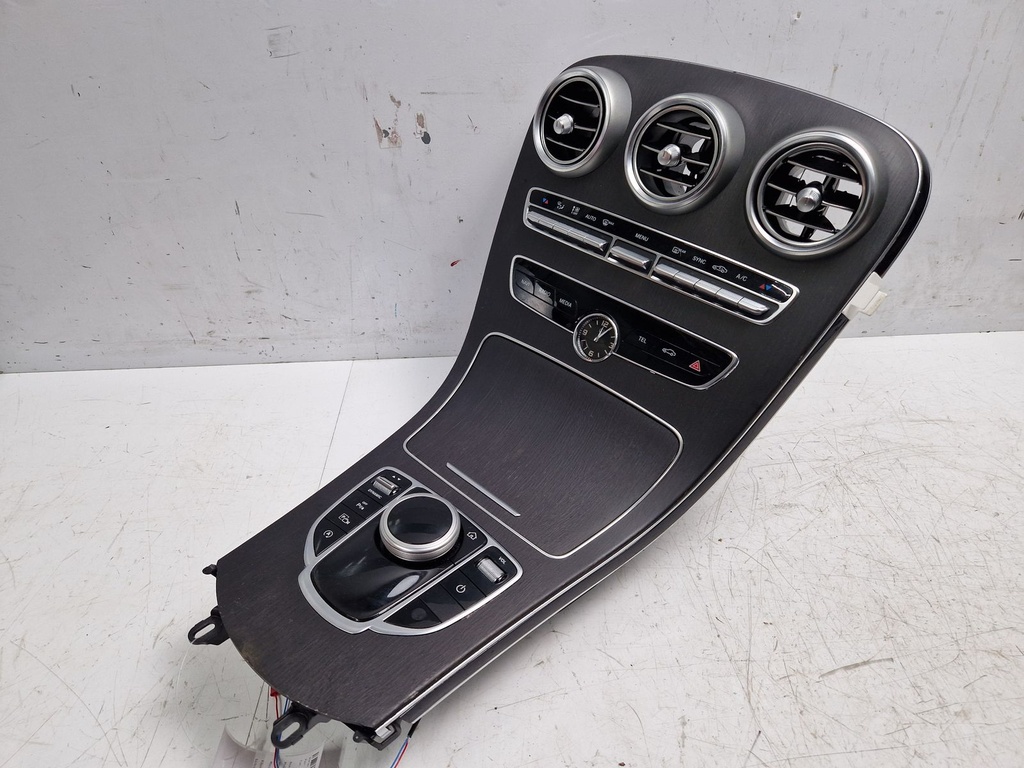[MTD-498247] Consola central Mercedes Clase C AMG W205 2.0 M264.920 M264 A2056803012