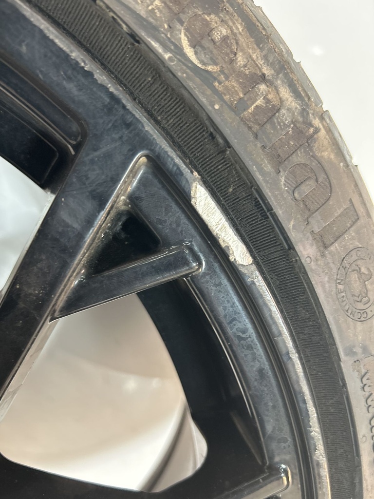 [MTD-496656] Llanta BMW Serie 6 620d M Sport B47 795M