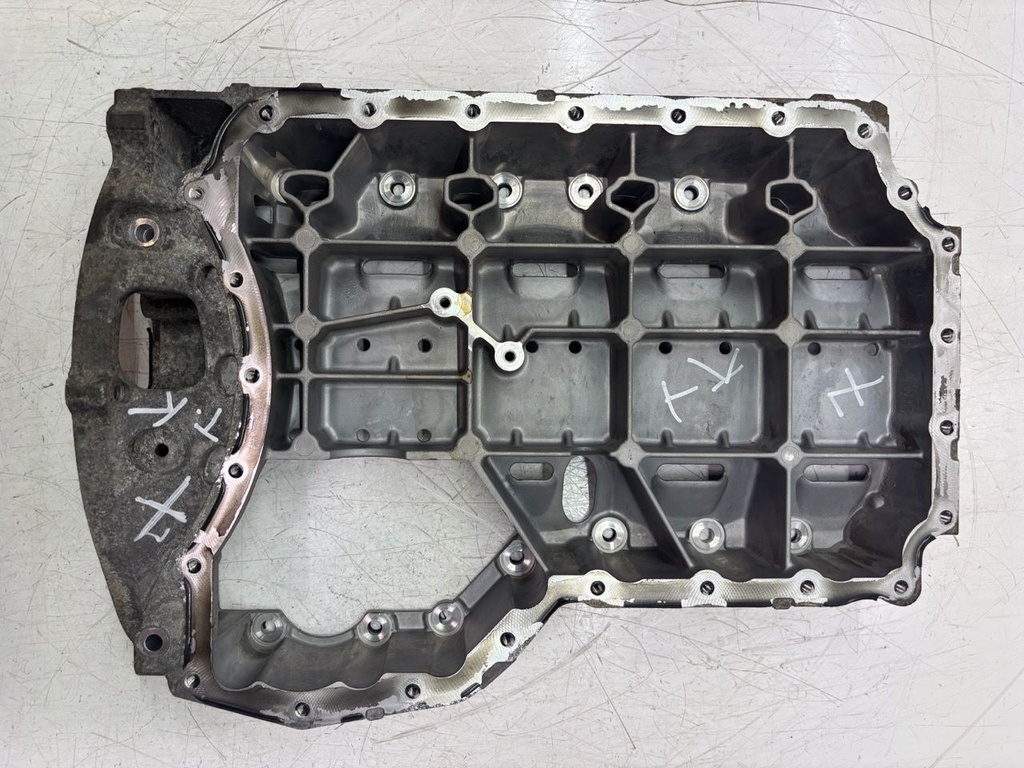 [MTD-474817] Cárter de aceite VW Jetta IV 2.5 gasolina CBUA CBU 07K103603B