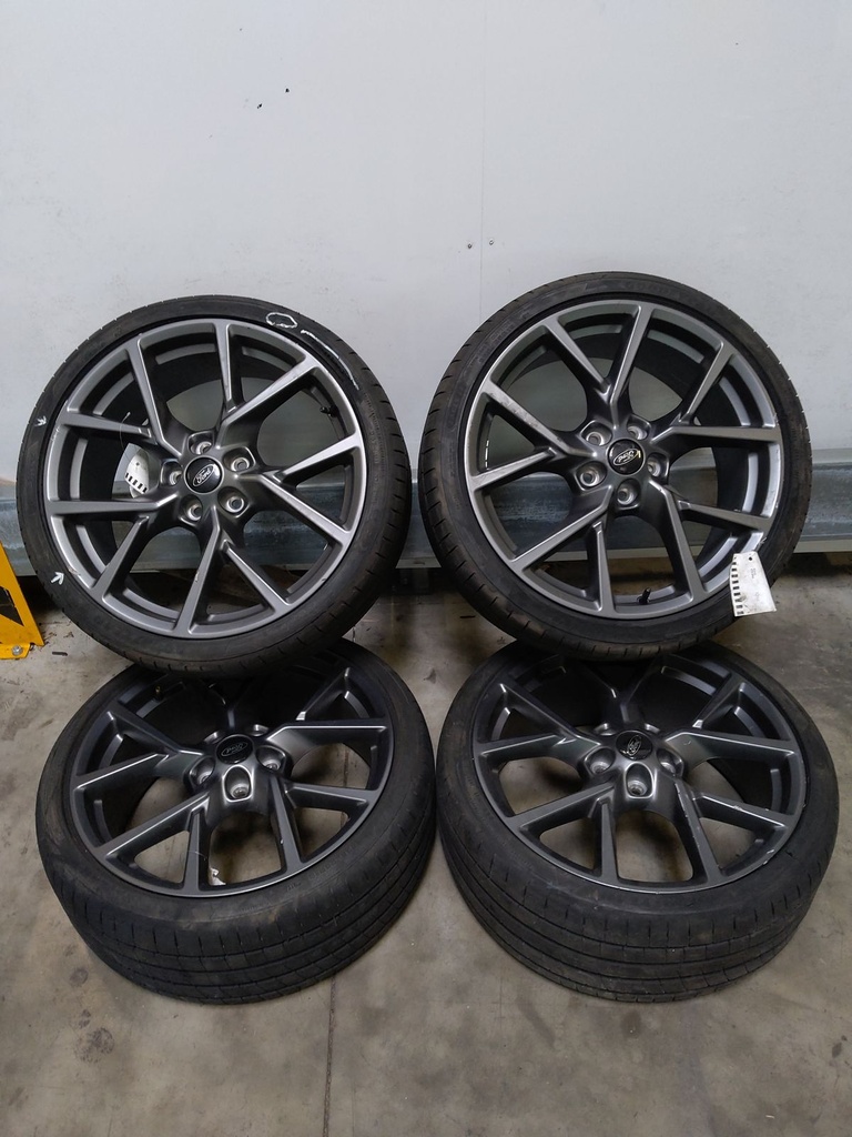[MTD-510478] Llanta de aleación 19" 8J ET55 Ford Focus MK4 Turnier HP 2.3 EcoBoost ST N3DA