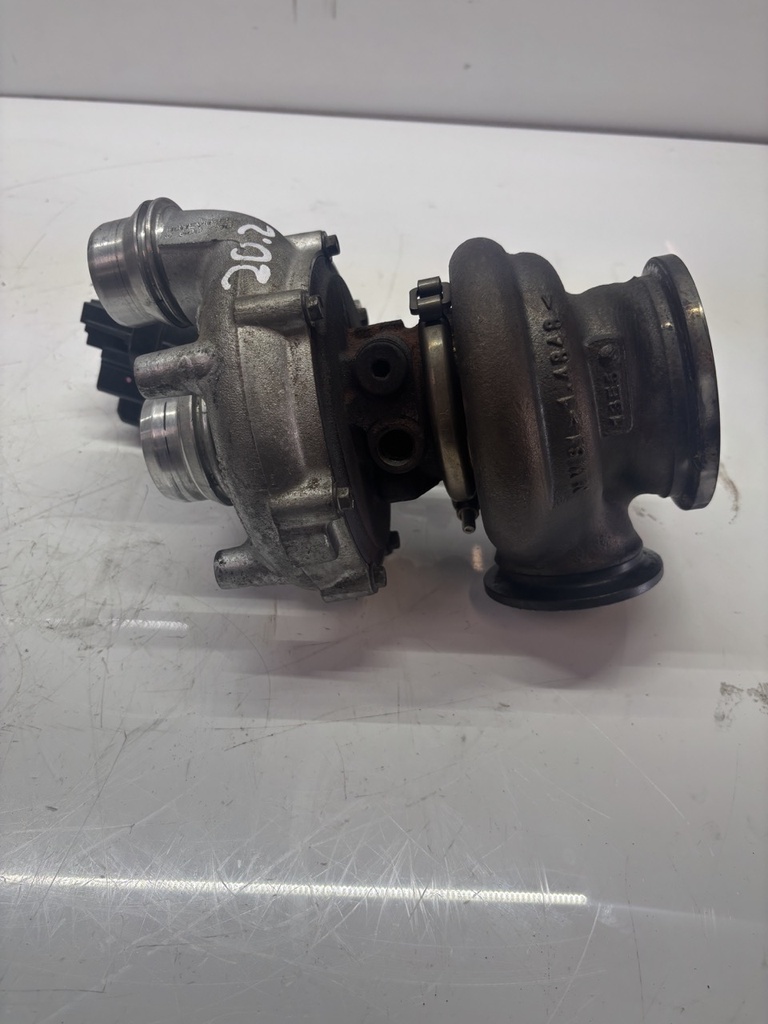 [MTD-477925] Turbocompresor BMW Serie 7 G11 4.4 750i N63B44C 8600290