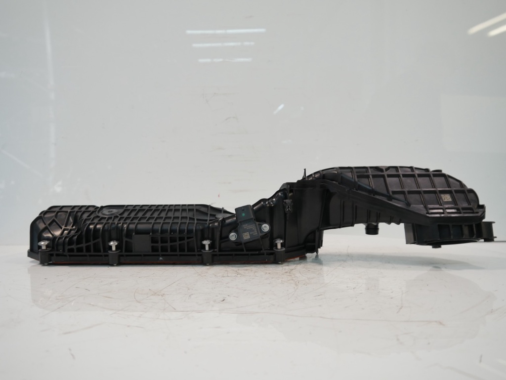 [MTD-489211] Colector de admisión BMW XM G09 4.4 V8 S68B44A 2023