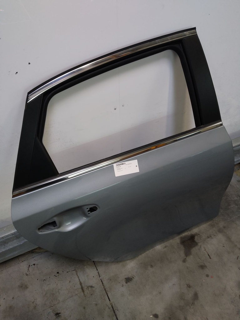 [MTD-511675] Puerta Kia Ceed CD 1.6 CRDi D4FE 77004-J7000