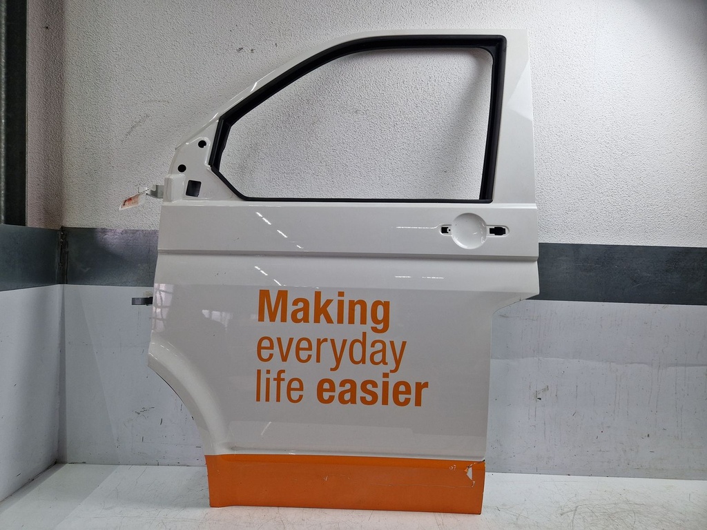 [MTD-507901] Puerta delantera izquierda blanca VW Transporter T6 SGA 2.0 TDI DNAA DNA