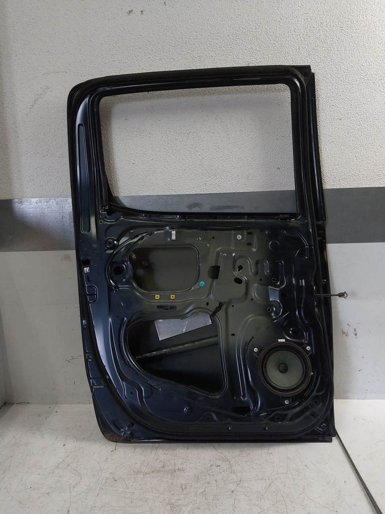 [MTD-518356] Puerta trasera izquierda Toyota Hi-Lux Kun26 3.0 D 1KD-FTV