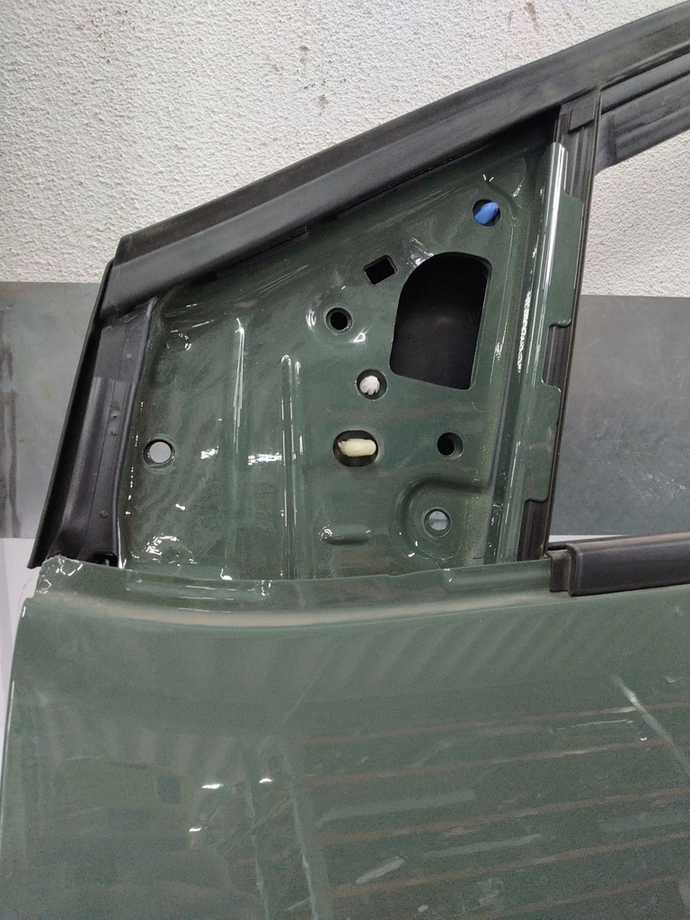 [MTD-520631] Puerta delantera izquierda Dacia Sandero III 1.0 TCe H4D470