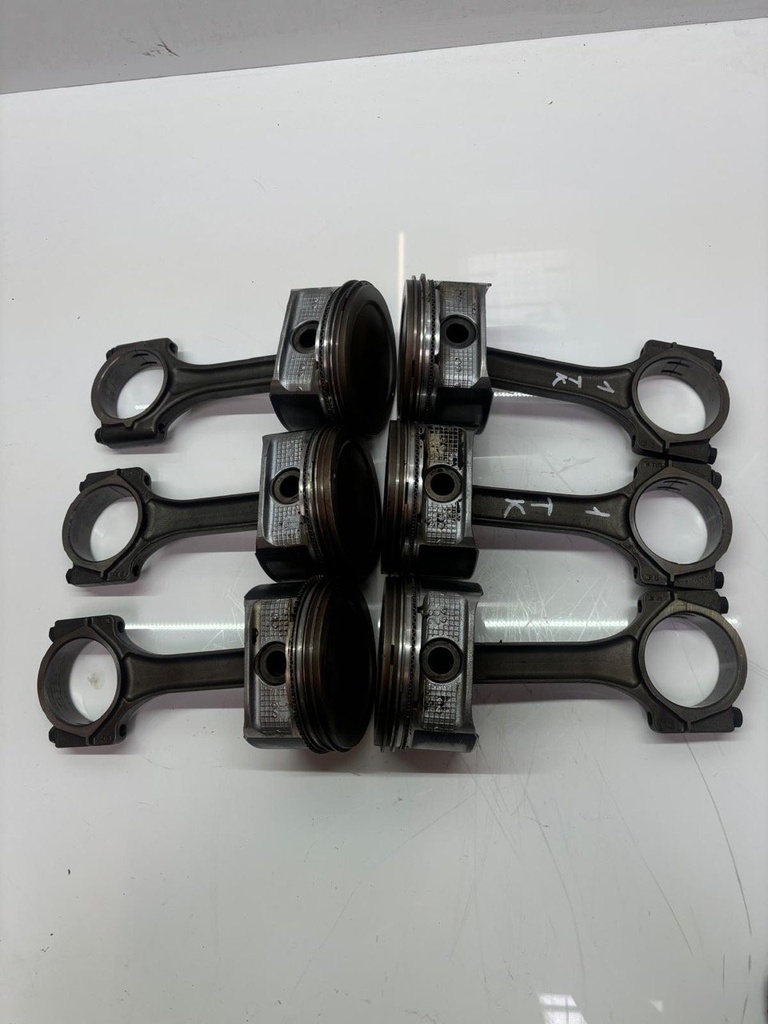 [MTD-484016] Juego de pistones y bielas para Chevrolet Silverado 2500 6.0 LQ4
