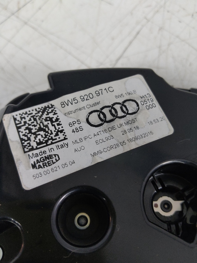 [MTD-528808] Cuadro de instrumentos Audi A4 B9 Avant 2.0 TDI
