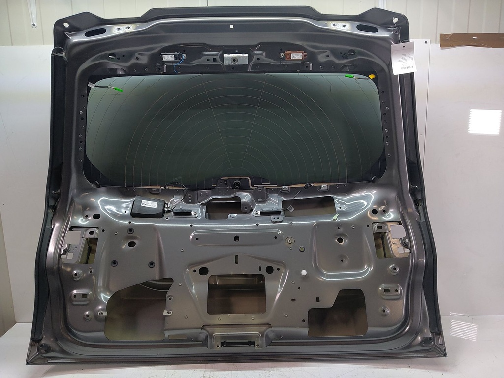 [MTD-510842] Portón trasero Land Rover Discovery Sport L550 204DTA