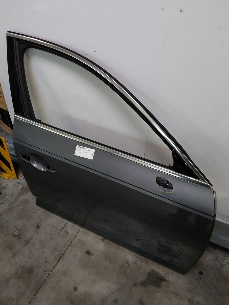 [MTD-511556] Puerta gris monzón 0C/X7R Audi A4 B9 Avant 8W5 2.0 TDI DEUA DEU 8W0831052D