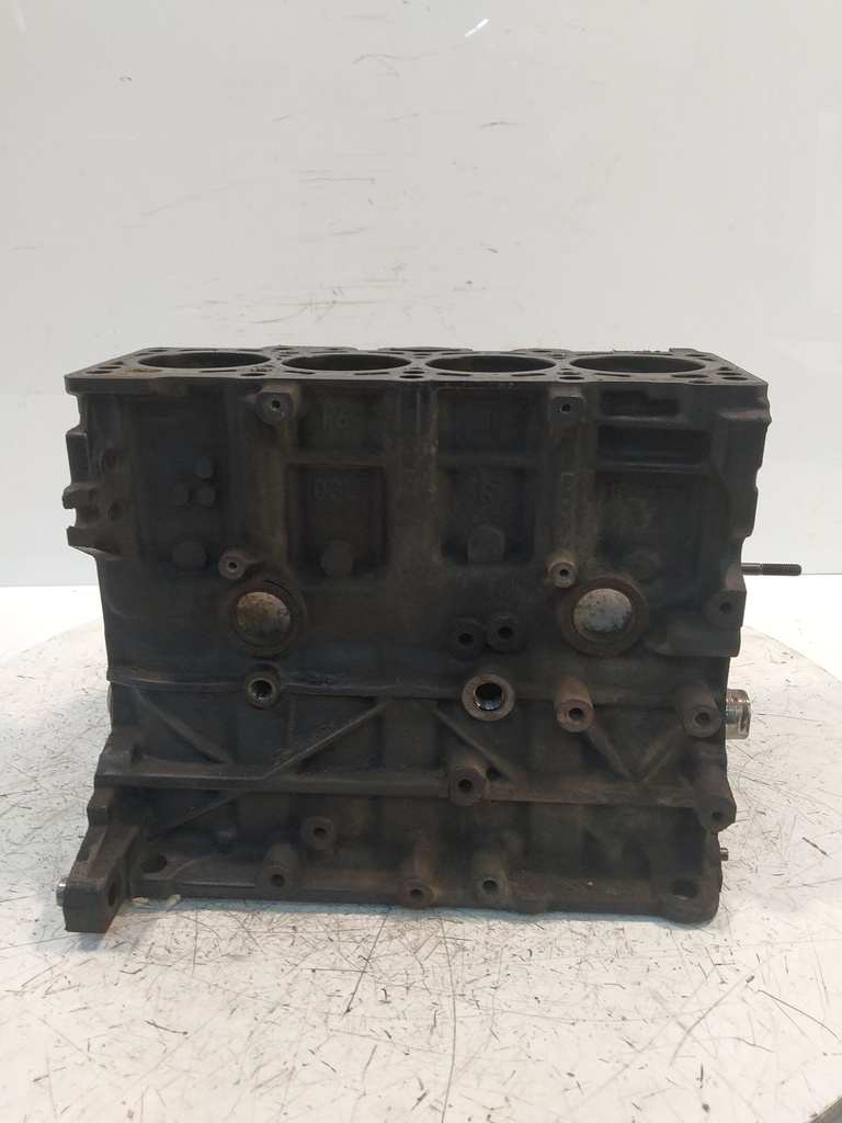 [MTD-512330] Bloque motor Audi A3 1.6 TDI CAYC CAY 03L021R
