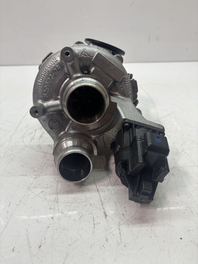 [MTD-474234] Turbocompresor BMW Serie 7 G11 4.4 Li xDrive N63B44C 8600290