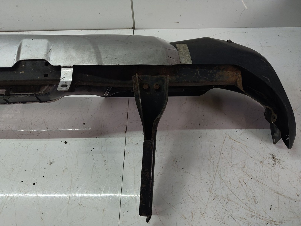 [MTD-516016] Parachoques trasero Mitsubishi L200 2.4 Diesel 4N15