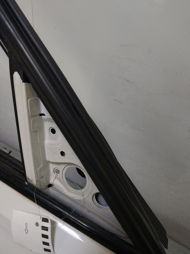[MTD-516399] Puerta delantera derecha blanco alpino 300 BMW Serie 3 F30 330e Hybrid B48 9628764