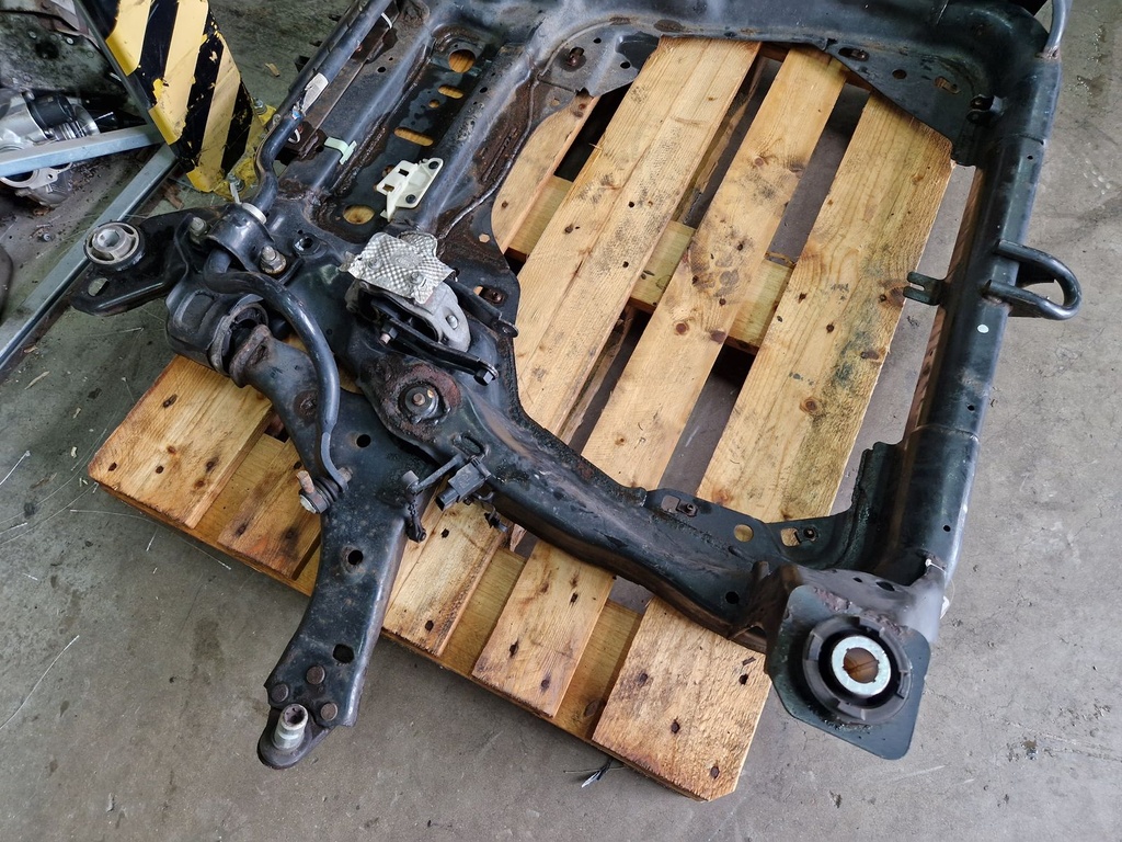 [MTD-498294] Portaeje Land Rover Discovery Sport L550 2.0 D 4x4 204DTD LR098371