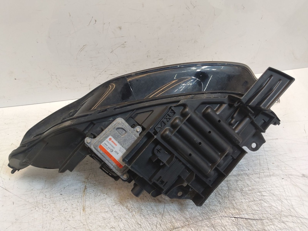 [MTD-519700] Faros delanteros Land Rover Discovery Sport L550 2.0 D 204DTD