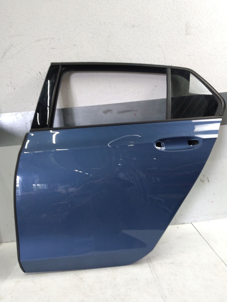 [MTD-520722] Puerta trasera izquierda VW Golf 1.5 eTSI DXDB DXD 5H4833311G