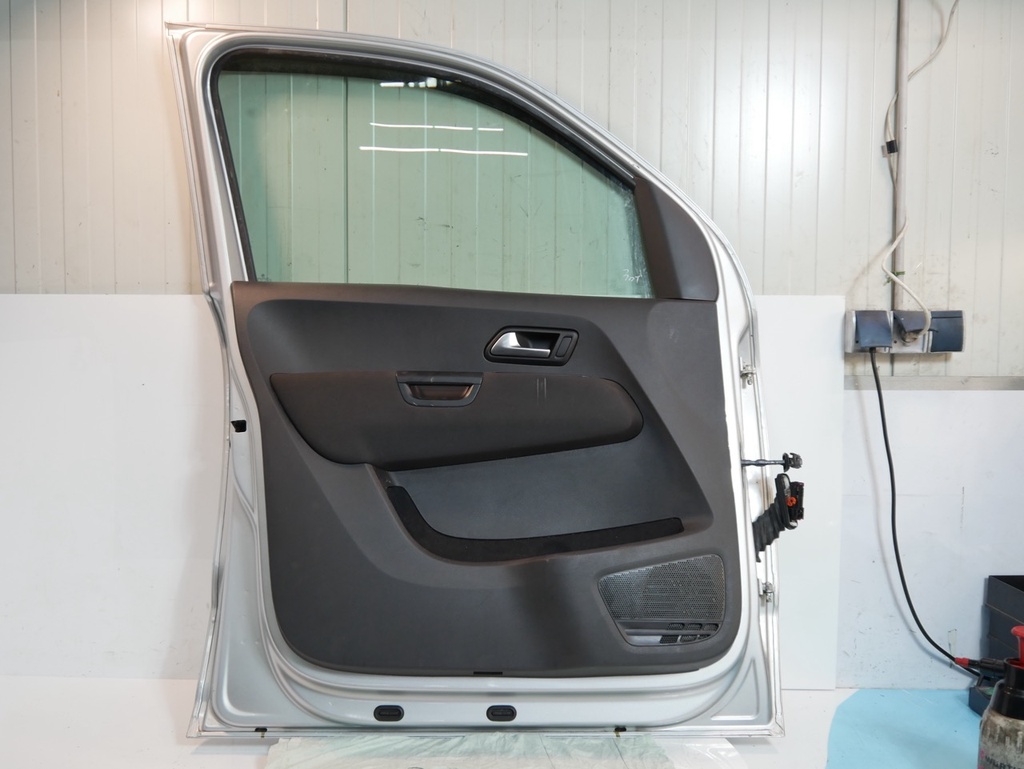 [MTD-491648] Puerta delantera izquierda VW Amarok 3.0 TDI 4motion DDX DDXB 2H0831055AF