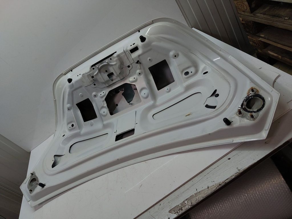 [MTD-503444] Tapa del maletero Jaguar XJ X351 3.0 D 306DTA 306DT GEN2 AW93-40110-AD